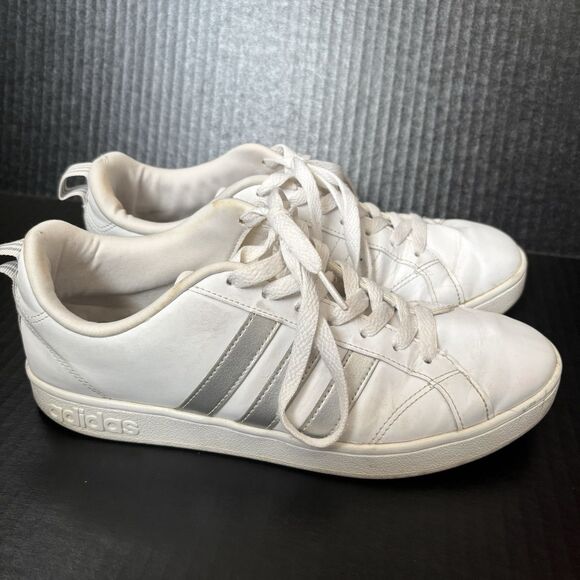 Women’s White Adidas Superstar Sneakers Size 8 - Picture 8 of 11